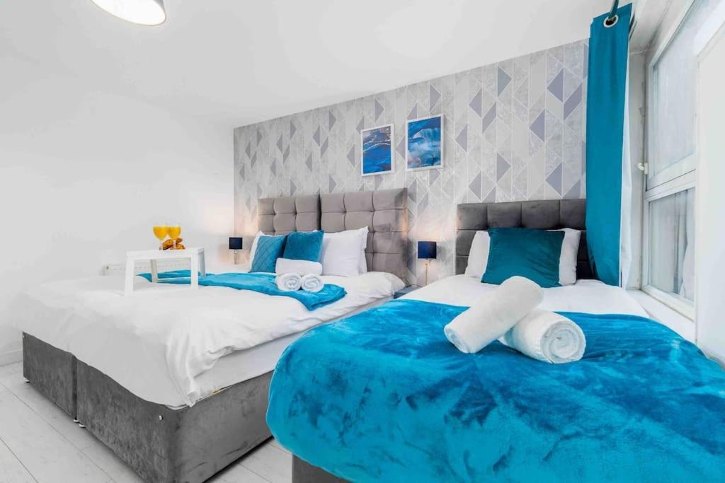 ✪Central✪6Bed✪ Parking✪Pool Table✪Private Patio ✪ Birmingham Exterior photo